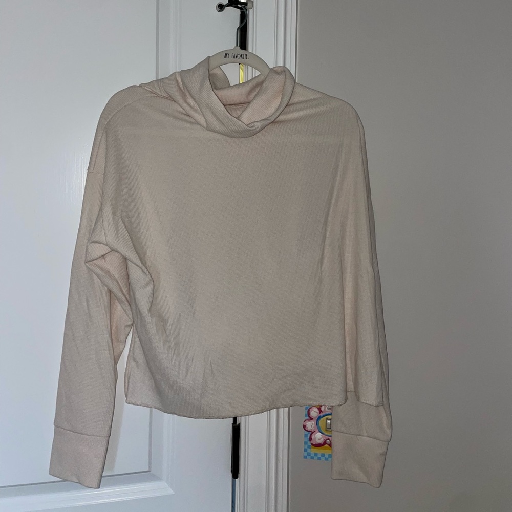 Long sleeve turtleneck🤎